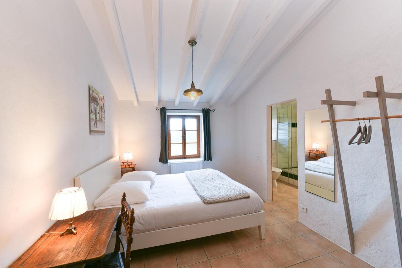Auberge La Plaine Chabrillan Exteriör bild