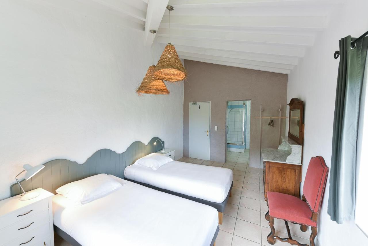 Auberge La Plaine Chabrillan Exteriör bild