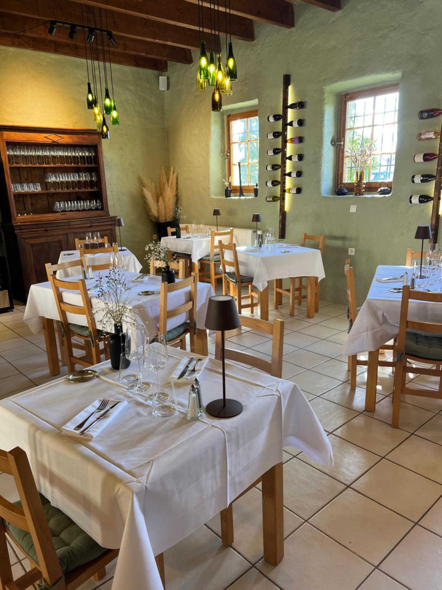Auberge La Plaine Chabrillan Exteriör bild