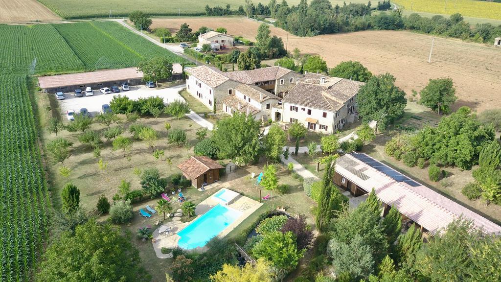 Auberge La Plaine Chabrillan Exteriör bild