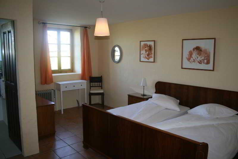 Auberge La Plaine Chabrillan Exteriör bild
