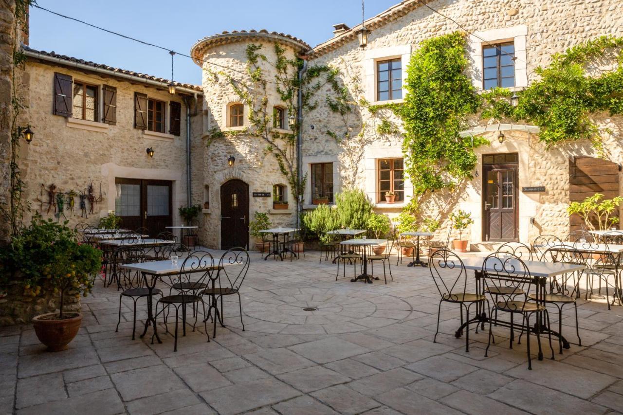 Auberge La Plaine Chabrillan Exteriör bild